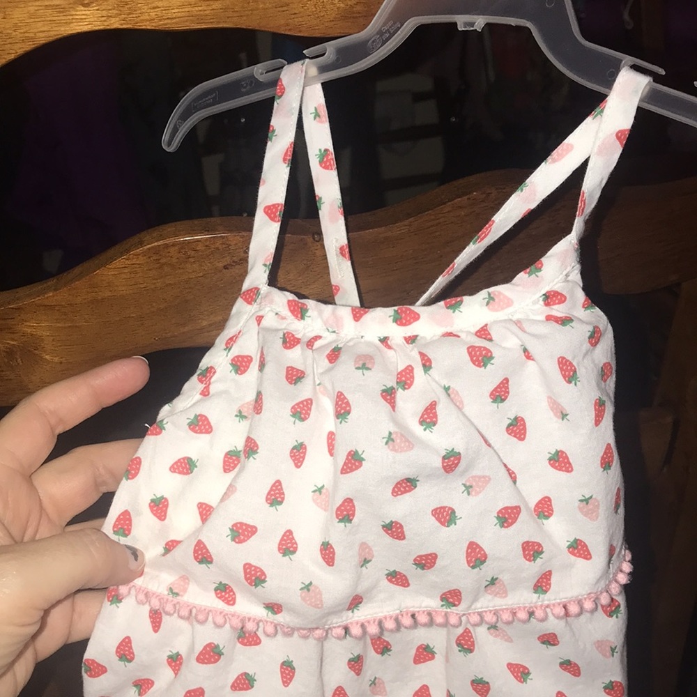 * SOLD * BABY BODEN GIRLS STRAWBERRY PLAYSUIT SIZE 12-18 M - Picture 4 of 5